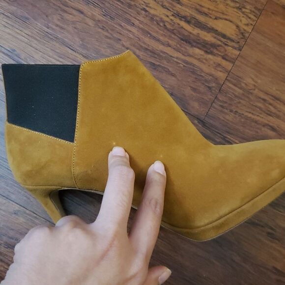 Jimmy Choo Tan Suede Chic Stiletto Heel Ankle Boot Size 38.5 - Picture 6 of 15